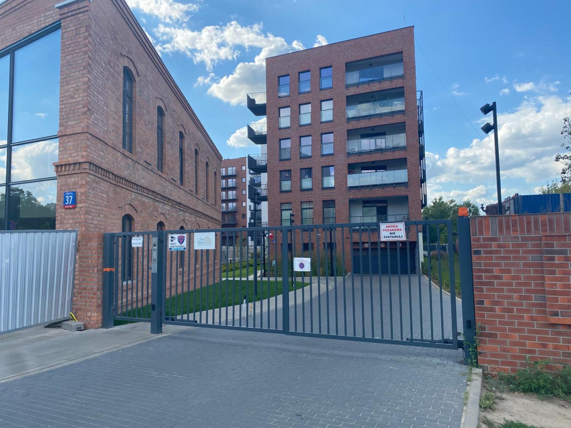 Metro Szwedzka Apartament Orange Warschau Buitenkant foto