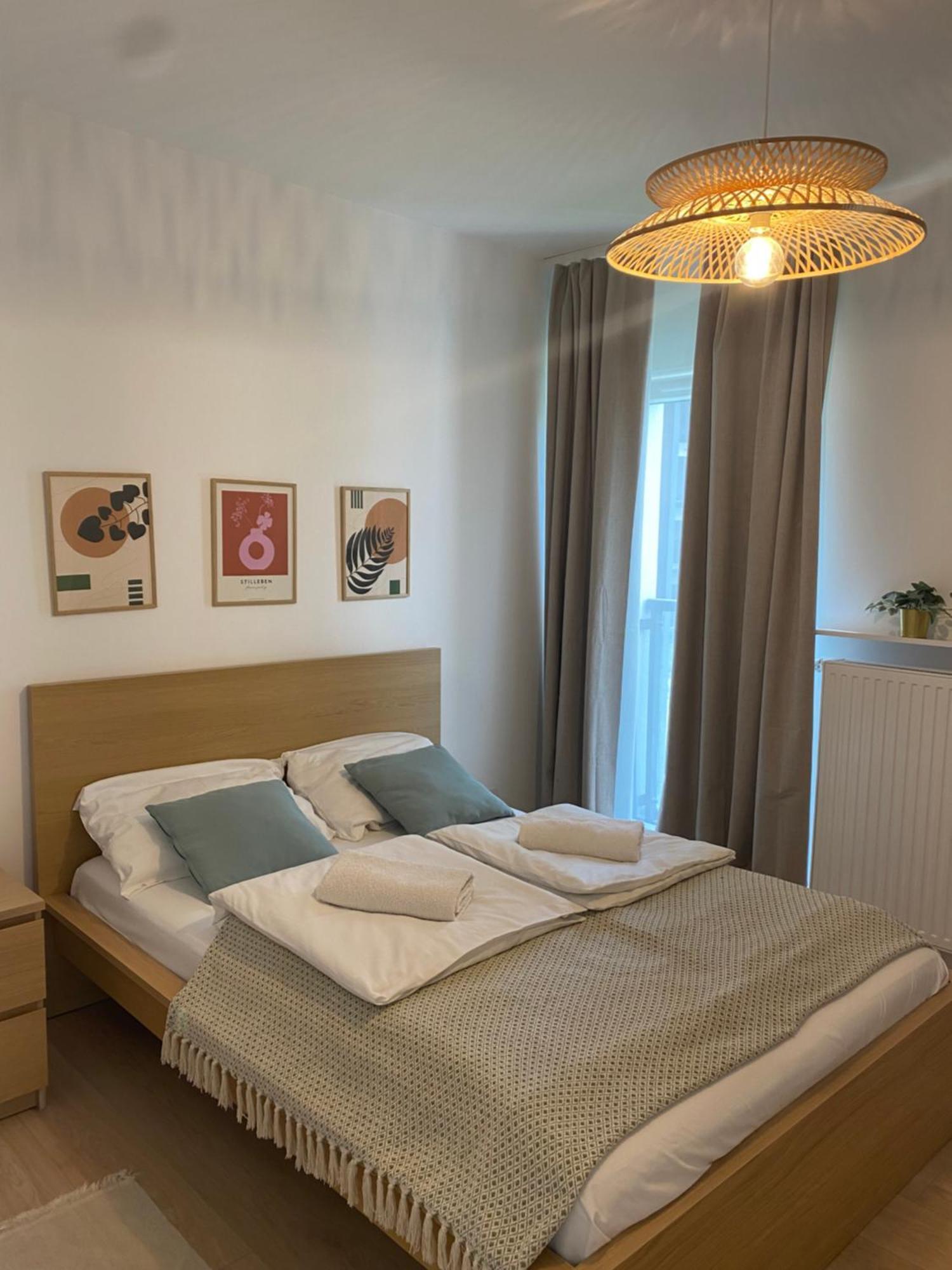 Metro Szwedzka Apartament Orange Warschau Buitenkant foto